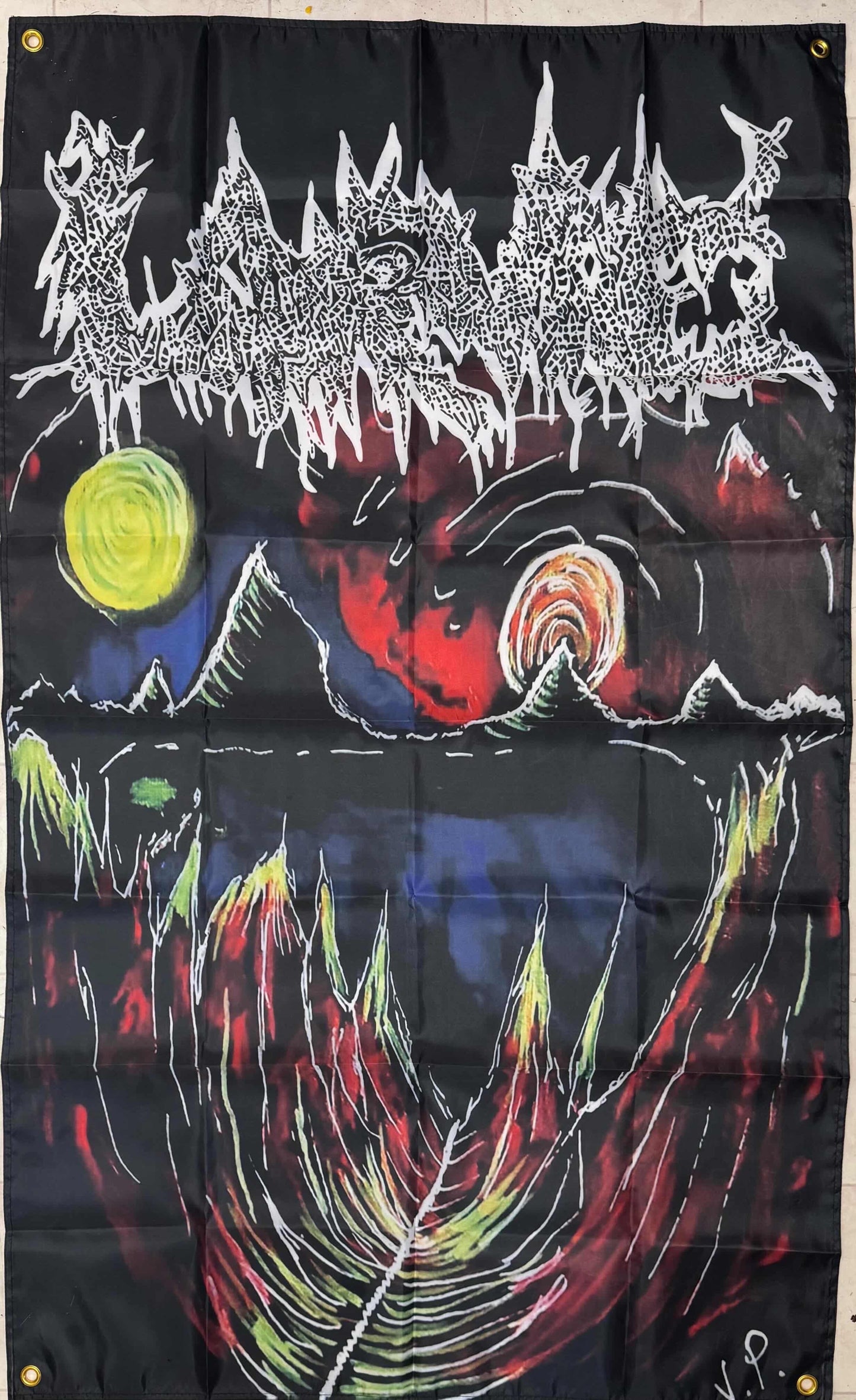 Larvae - Flag / Tapestry / Banner